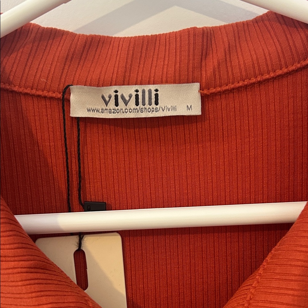 ViVI Rust-Orange Ribbed Zip Polo Tank - Picture 2 of 8